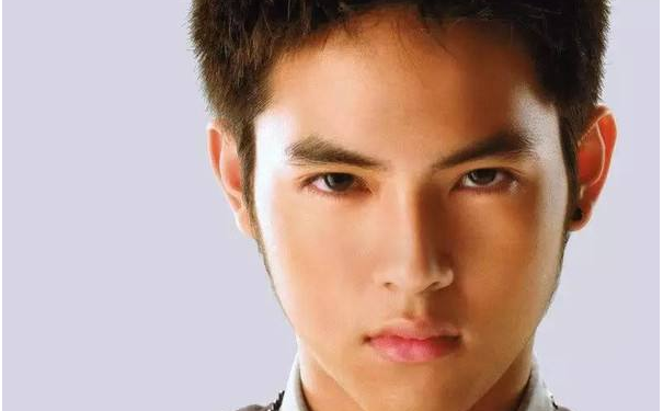 靠不住的男人面相
