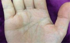 手相看事业的发展，如果你的事业不好可能跟它