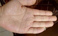 断掌纹手相的人婚姻不和谐，这些人也有如此困