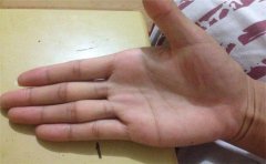 手相手指硬的女人性格和命运分析，挑好的方面