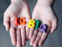 怎麼看男人大富大貴手相