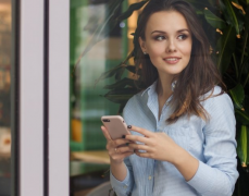 有淚痣代表什麼？左右臉淚痣的含義你知道麼