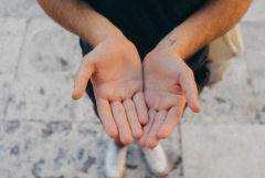 看手相准嗎可信嗎 能不能相信看手相可以預測命運